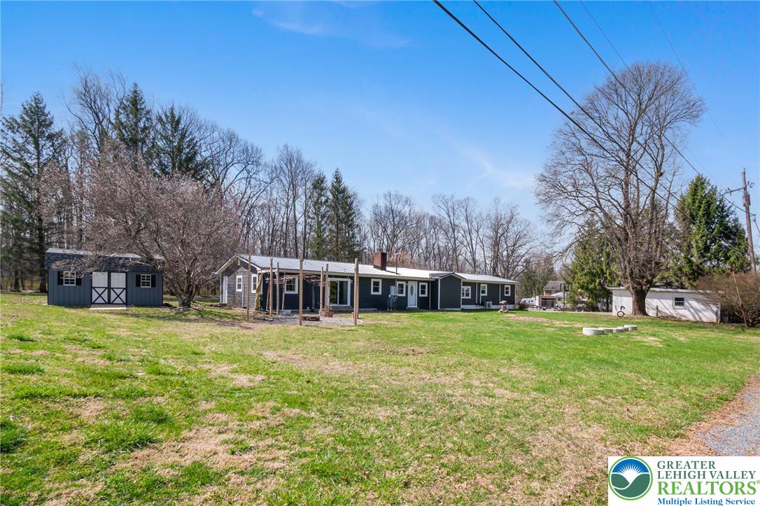 2490 Schlegel Road Bath, PA 18014 - Photo 32 of 33