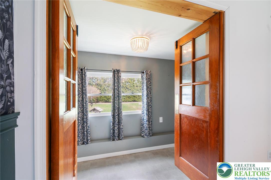 2490 Schlegel Road Bath, PA 18014 - Photo 10 of 33