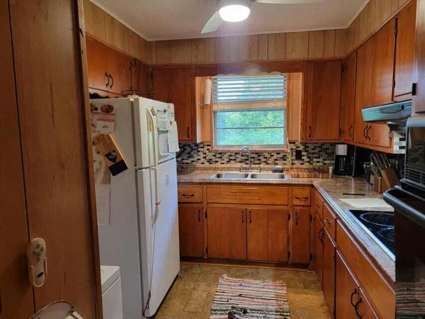 $273,900 | 2285 Euchee Chapel Road, Spring City, TN 37381