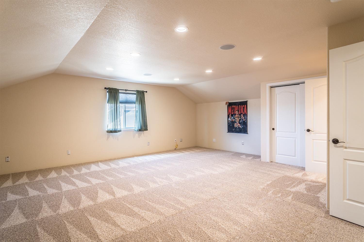 614 Barton Road Eagle Point, OR 97524 - Photo 23 of 27 Additional Photo
