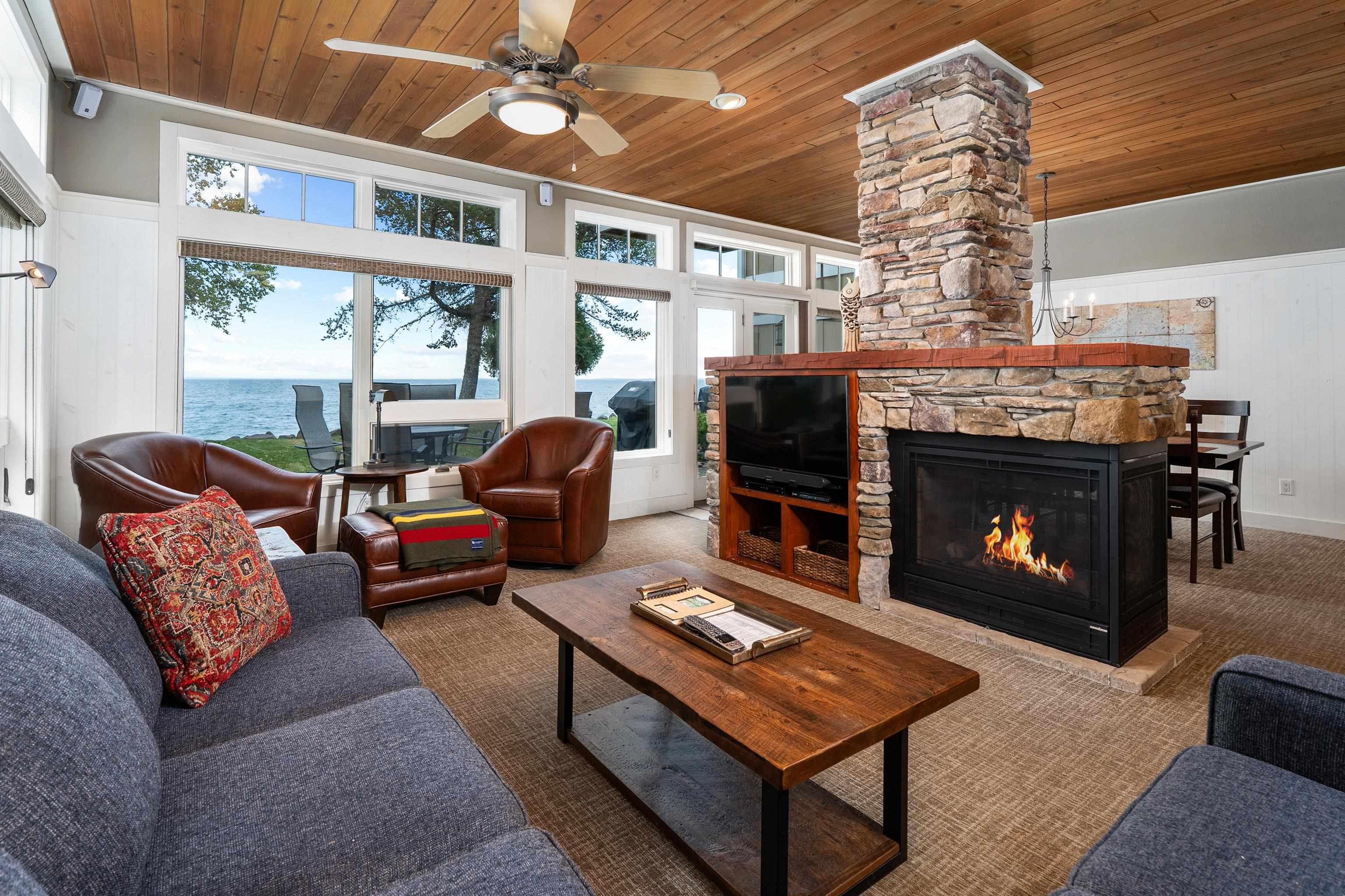 596 Larsmont Way, Unit 375 Two Harbors, MN 55616 - Photo 3 of 77