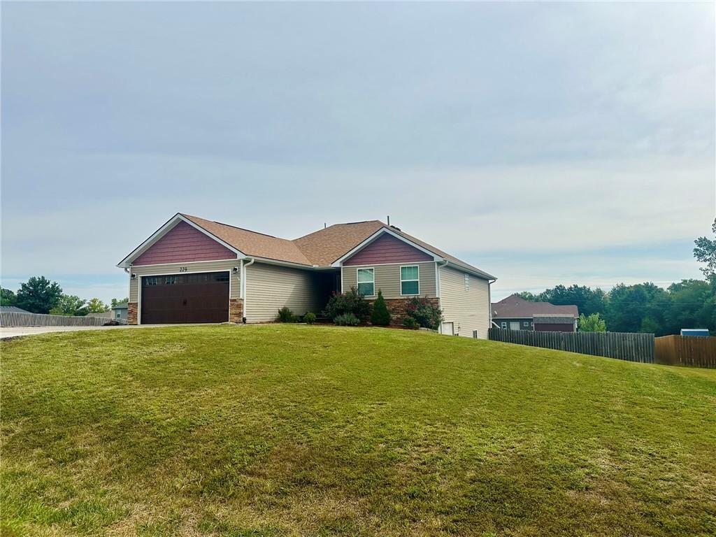 229 Southeast 141 Road Warrensburg, MO 64093 - Photo 2 of 33