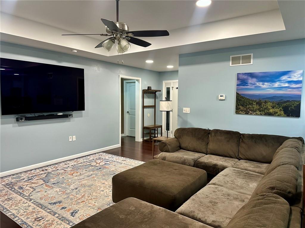 229 Southeast 141 Road Warrensburg, MO 64093 - Photo 5 of 33