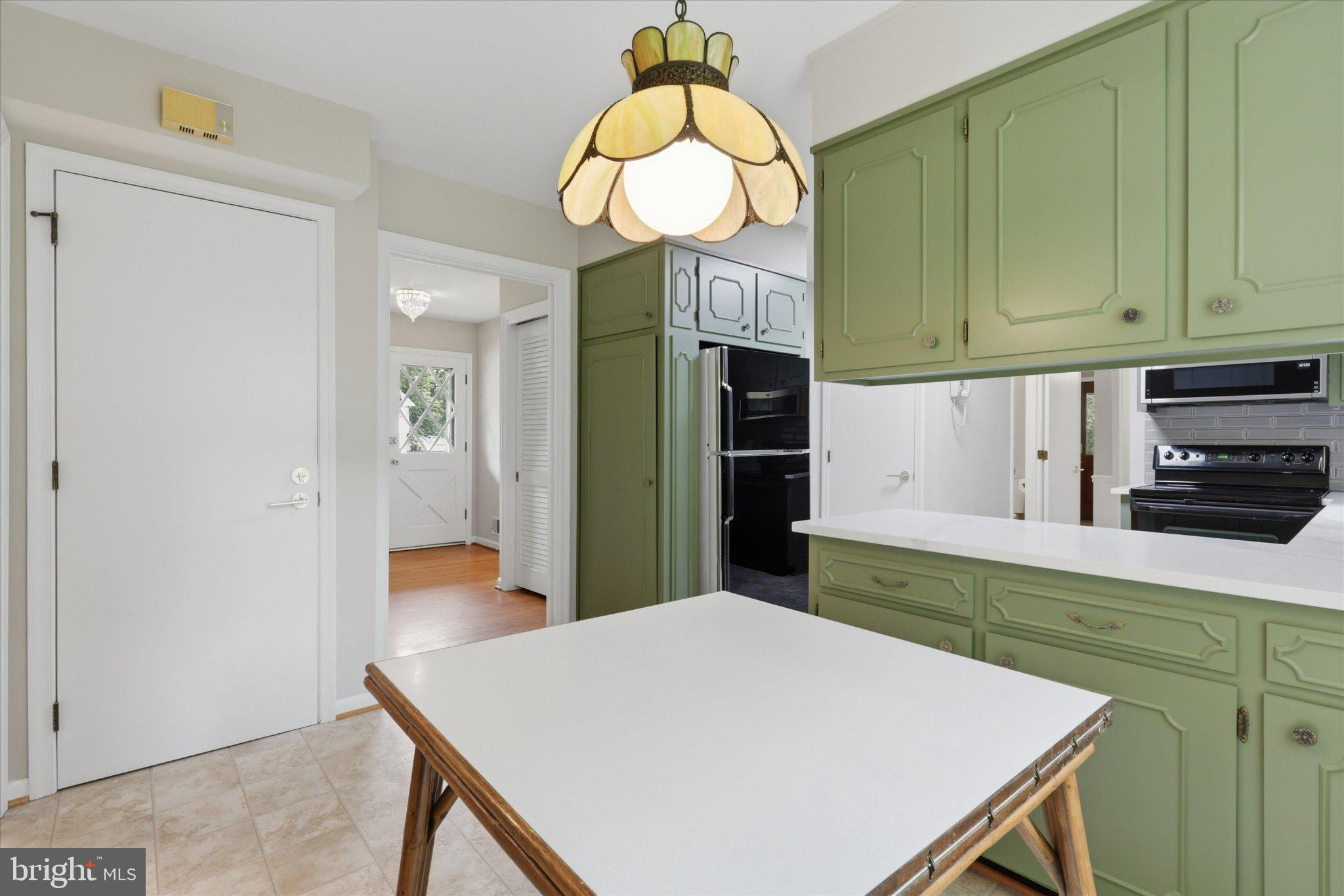 7007 Runnymeade Court Frederick, MD 21702 - Photo 12 of 37 Charming kitchen with vintage flair.