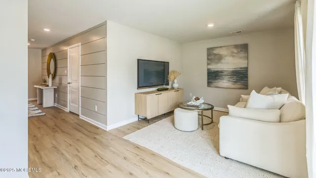 $442,990 | 40 Baybreeze Drive, Waretown, NJ 08758