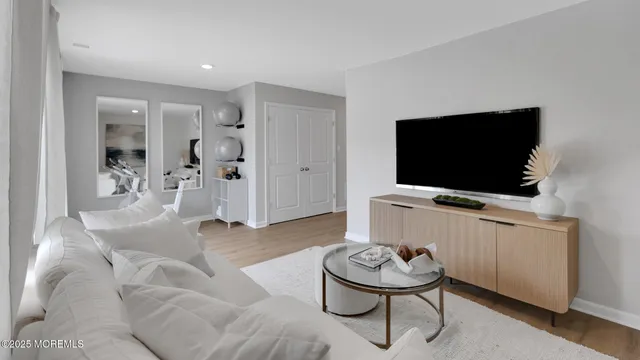 $442,990 | 40 Baybreeze Drive, Waretown, NJ 08758