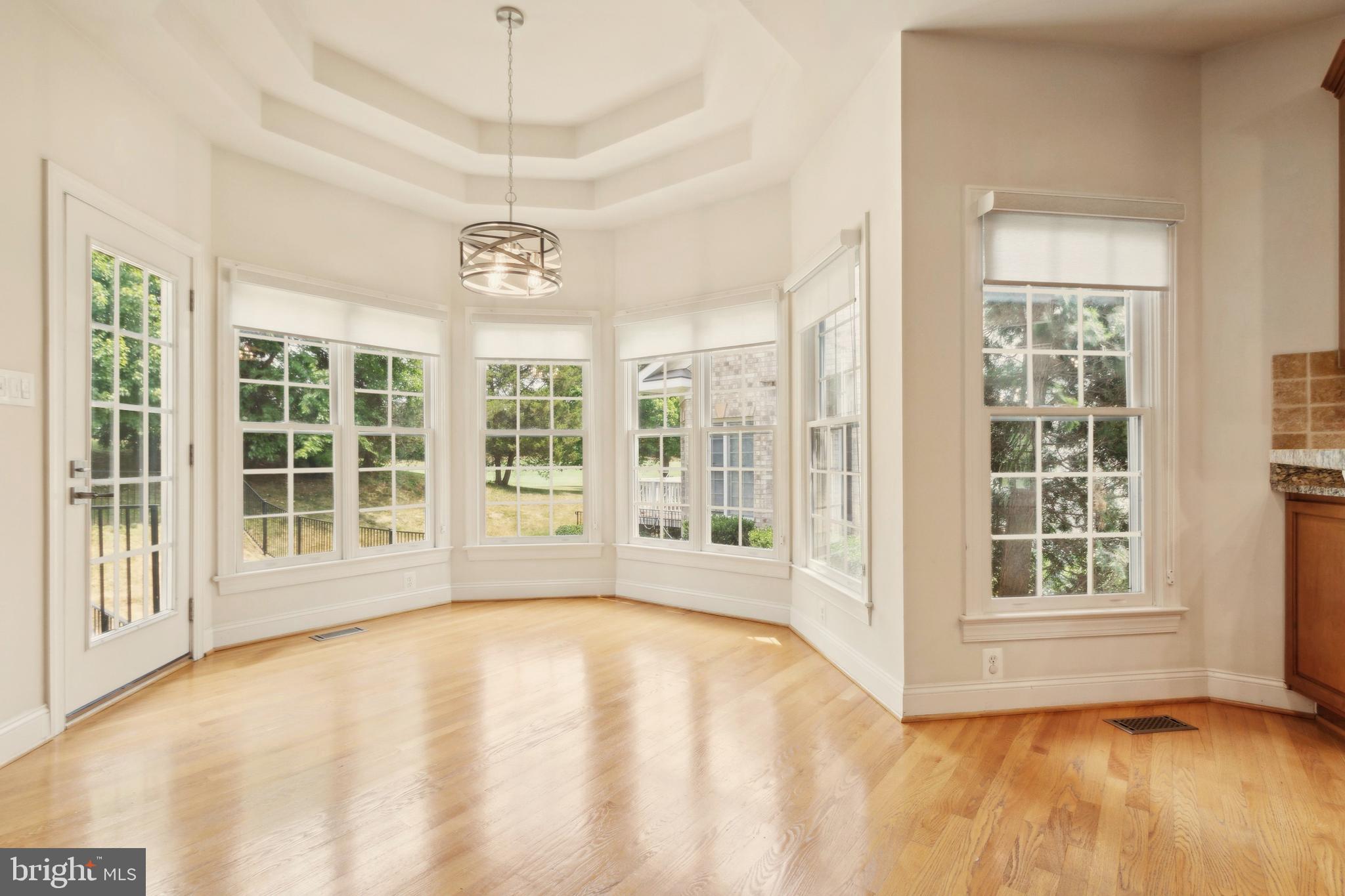 8158 Snead Loop Gainesville, VA 20155 - Photo 30 of 109