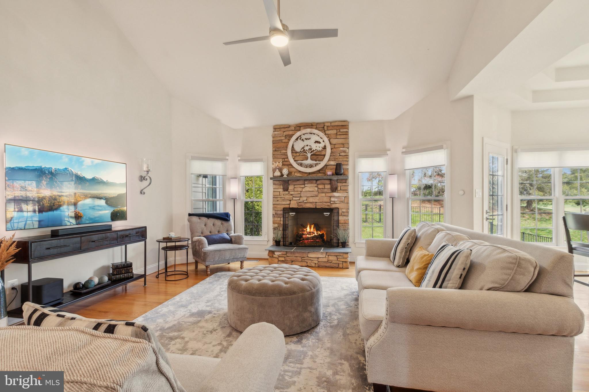 8158 Snead Loop Gainesville, VA 20155 - Photo 38 of 109