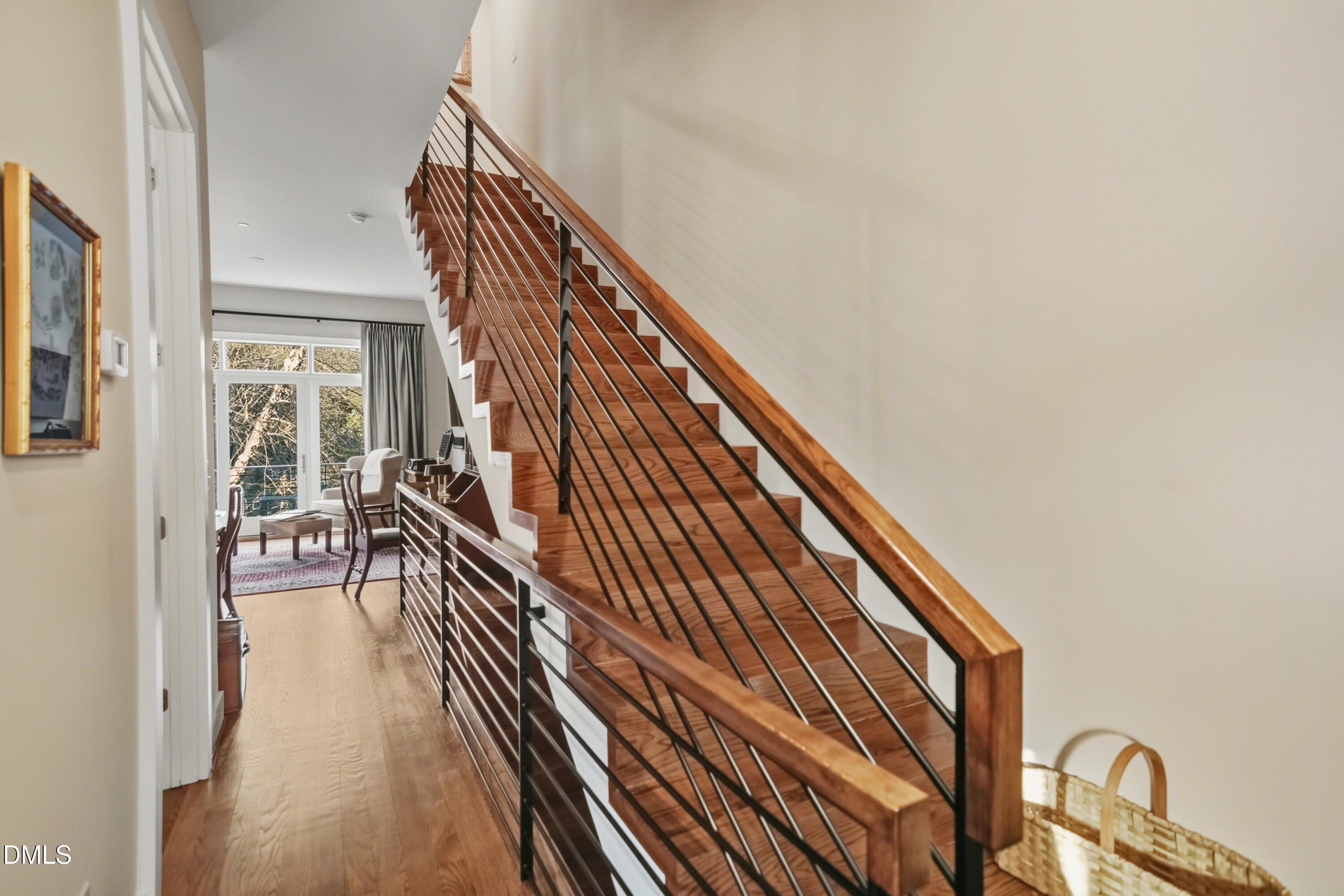 508 Jefferson Street, Unit 102 Raleigh, NC 27605 - Photo 3 of 25 004