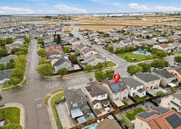 $575,000 | 1574 Hearthsong Drive, Manteca, CA 95337