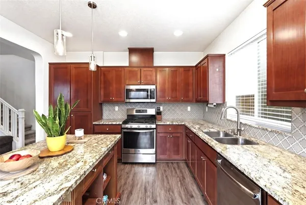 $575,000 | 1574 Hearthsong Drive, Manteca, CA 95337