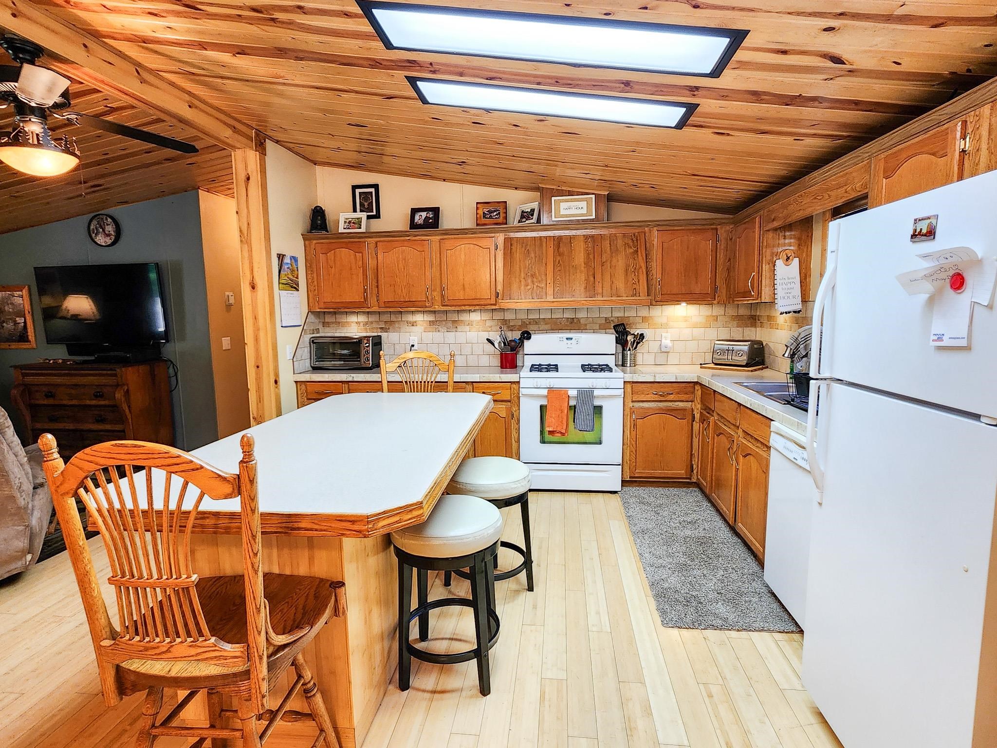 3901 East Long Lake Road Harrison, MI 48625 - Photo 12 of 63