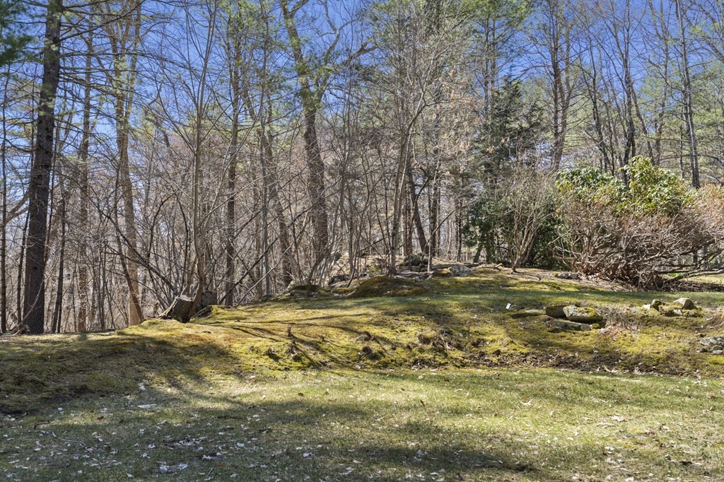 97 Lawrence Road Boxford, MA 01921 - Photo 34 of 40