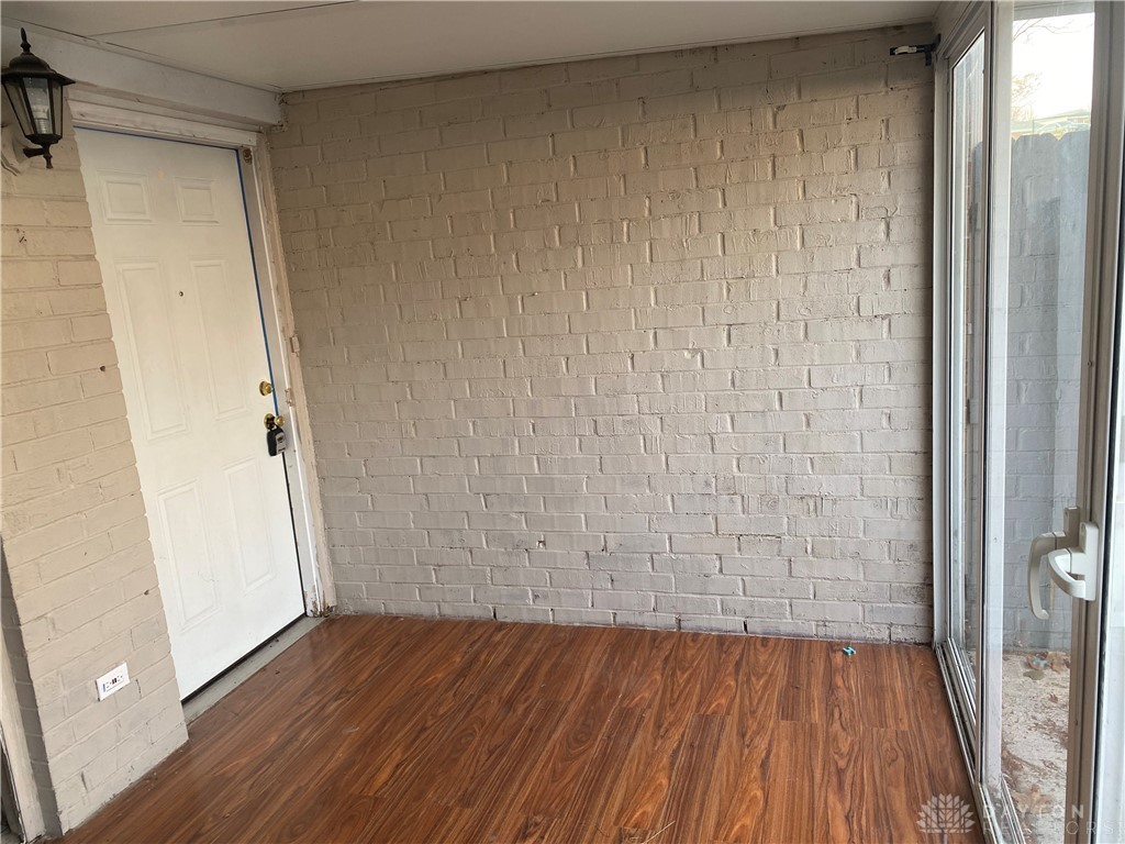 5551 Hummock Road Dayton, OH 45426 - Photo 3 of 11 enclosed patio v2