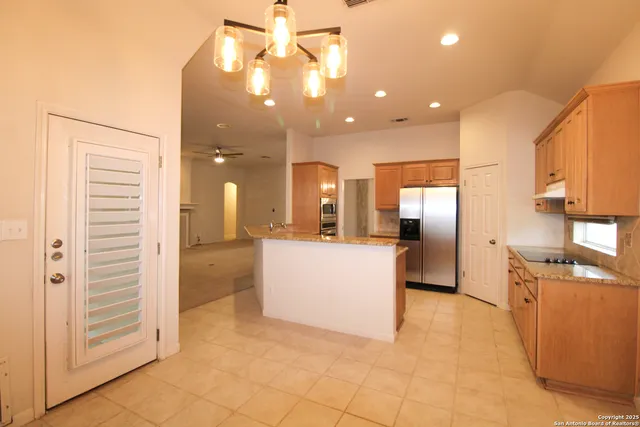 $2,700 | 34 Silverhorn Drive, San Antonio, TX 78216
