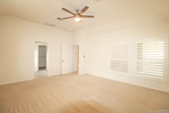 $2,700 | 34 Silverhorn Drive, San Antonio, TX 78216