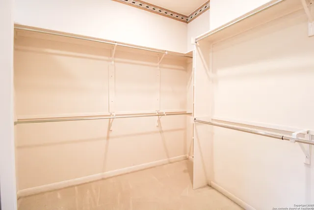 $2,700 | 34 Silverhorn Drive, San Antonio, TX 78216