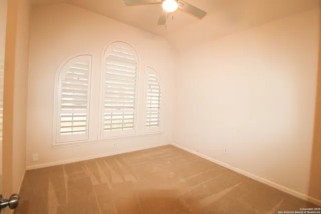 $2,700 | 34 Silverhorn Drive, San Antonio, TX 78216