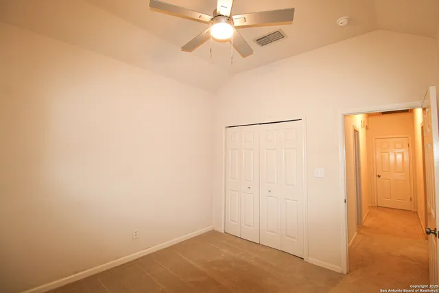 $2,700 | 34 Silverhorn Drive, San Antonio, TX 78216