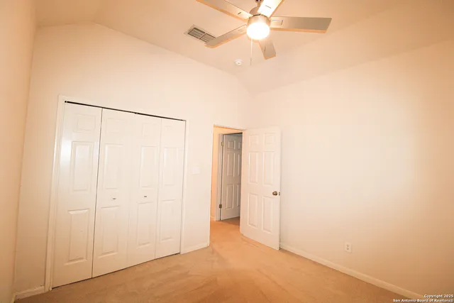 $2,700 | 34 Silverhorn Drive, San Antonio, TX 78216