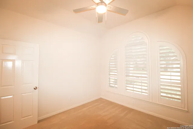 $2,700 | 34 Silverhorn Drive, San Antonio, TX 78216