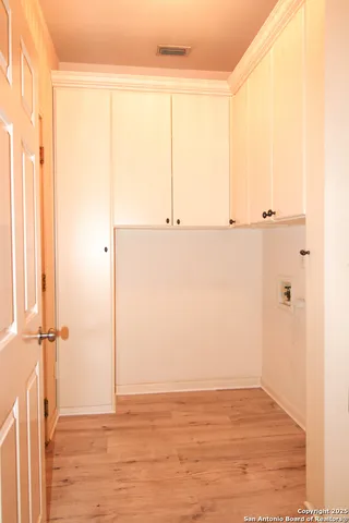 $2,700 | 34 Silverhorn Drive, San Antonio, TX 78216