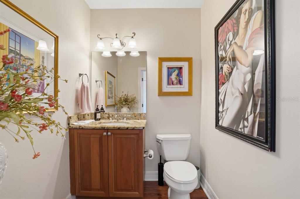 702 Granada Avenue, Unit 7 Venice, FL 34285 - Photo 11 of 83