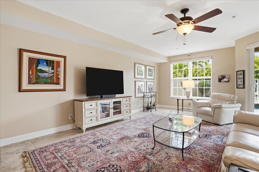 702 Granada Avenue, Unit 7 Venice, FL 34285 - Photo 13 of 83