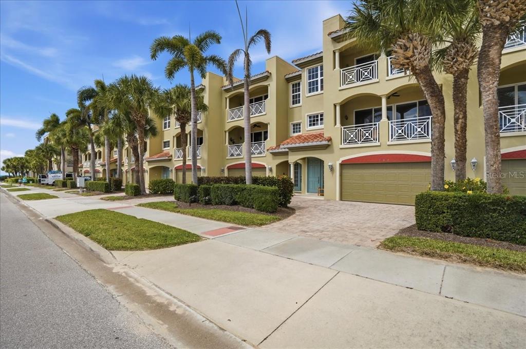 702 Granada Avenue, Unit 7 Venice, FL 34285 - Photo 2 of 83