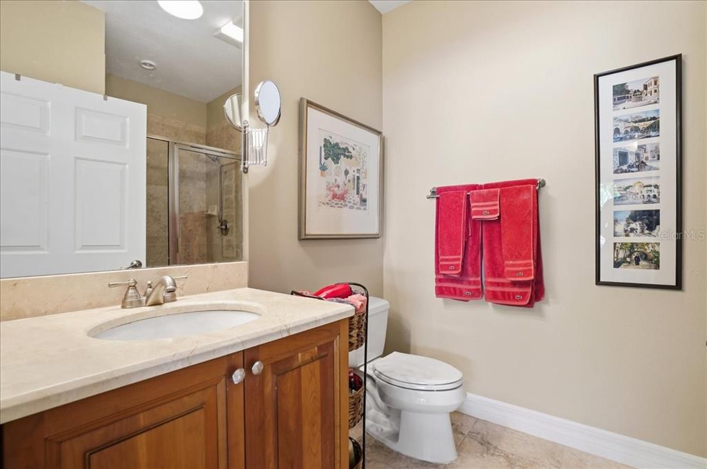 702 Granada Avenue, Unit 7 Venice, FL 34285 - Photo 23 of 83