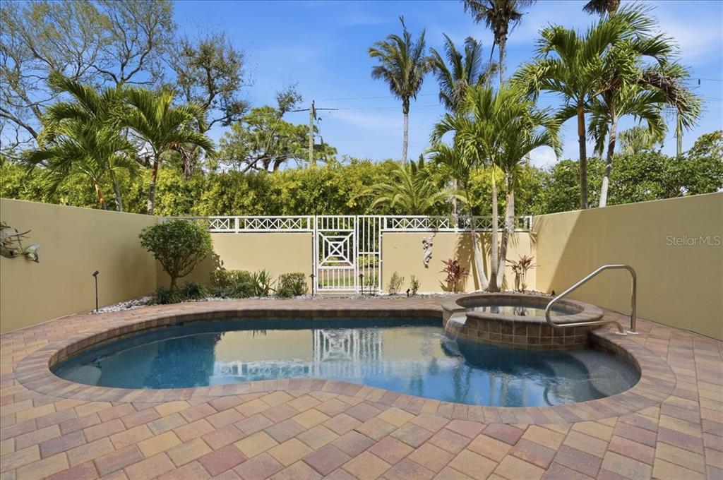 702 Granada Avenue, Unit 7 Venice, FL 34285 - Photo 26 of 83