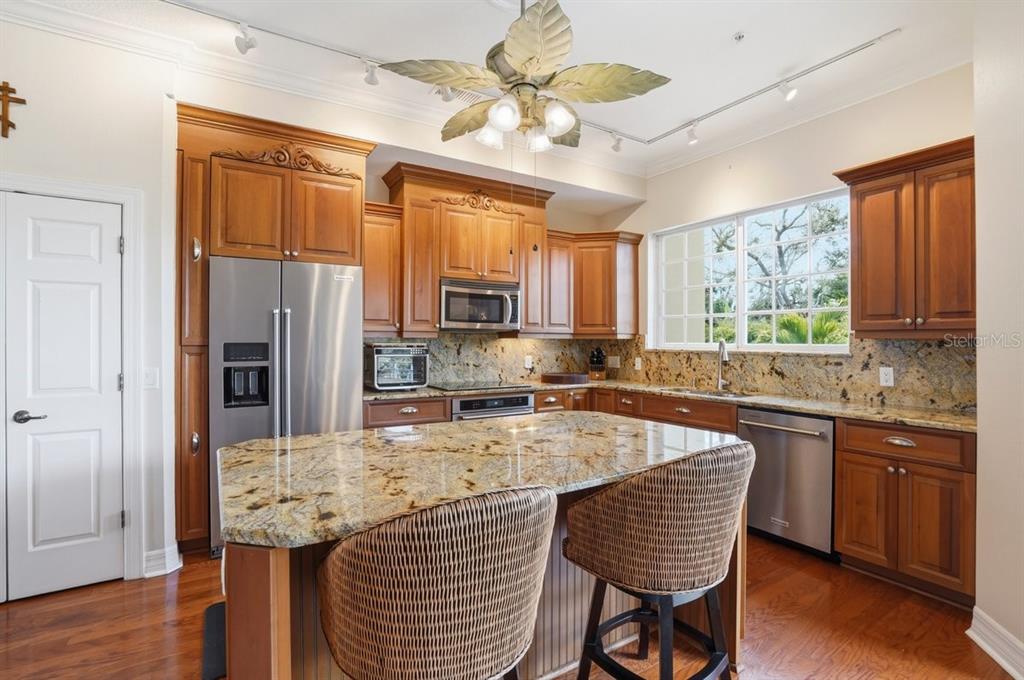 702 Granada Avenue, Unit 7 Venice, FL 34285 - Photo 35 of 83