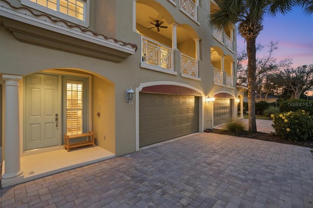 702 Granada Avenue, Unit 7 Venice, FL 34285 - Photo 4 of 83
