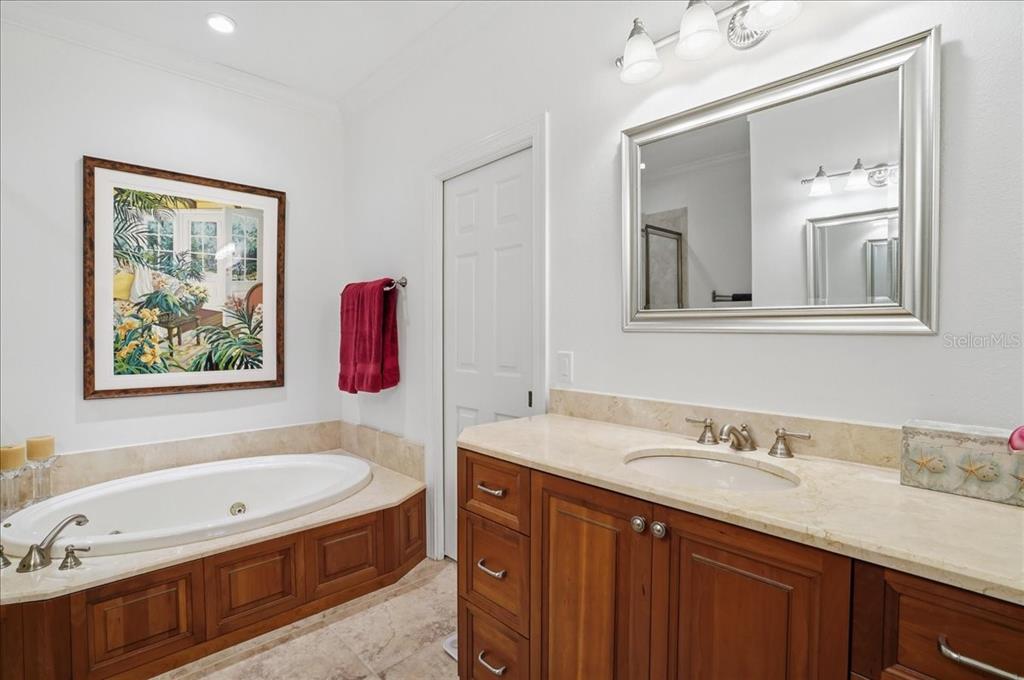 702 Granada Avenue, Unit 7 Venice, FL 34285 - Photo 65 of 83