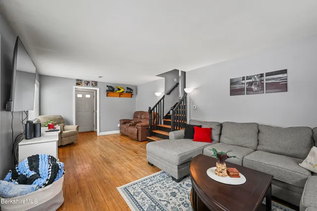 $269,900 | 96 Broadview Terrace, Pittsfield, MA 01201