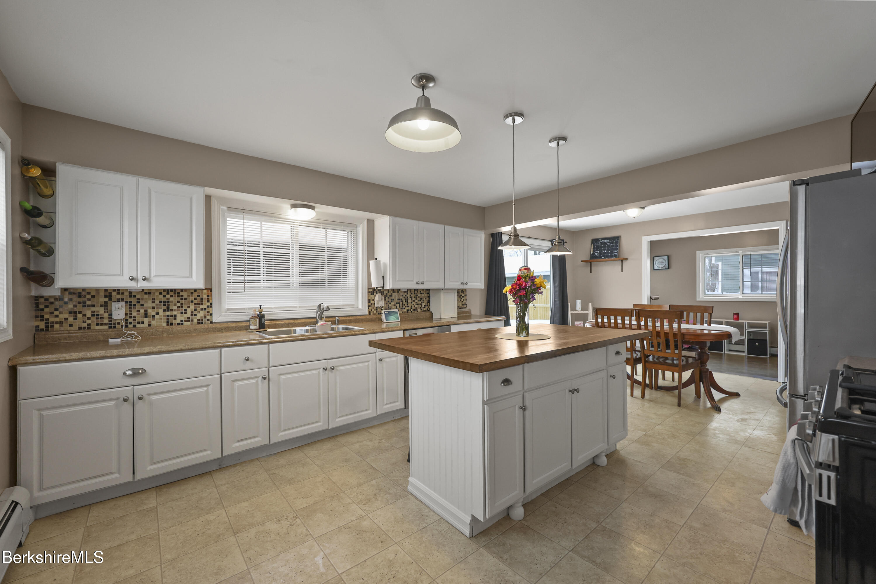 96 Broadview Terrace Pittsfield, MA 01201 - Photo 13 of 34 Kitchen