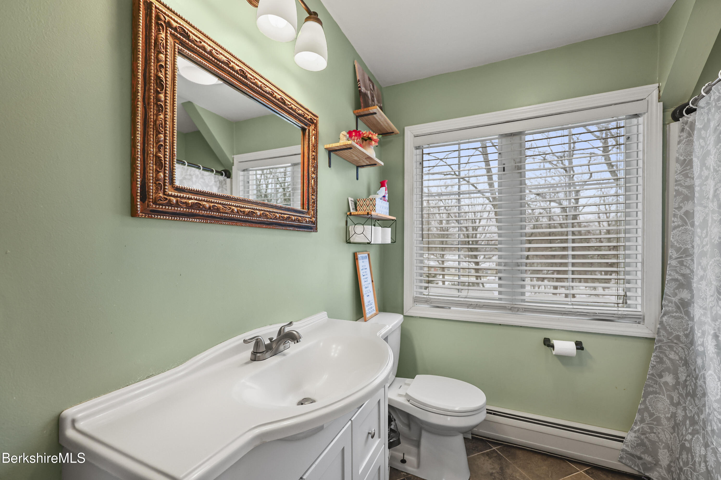 96 Broadview Terrace Pittsfield, MA 01201 - Photo 30 of 34 Second Floor Bathroom