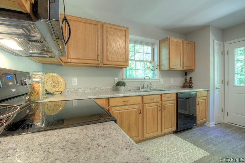 2612 Beaver Falls Road Midlothian, VA 23112 - Photo 13 of 31 Kitchen