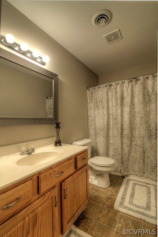 2612 Beaver Falls Road Midlothian, VA 23112 - Photo 16 of 31 Full Bath - Level 1