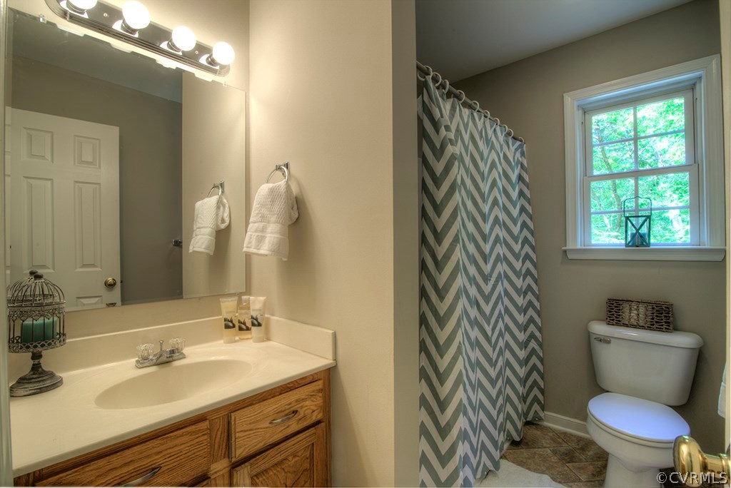 2612 Beaver Falls Road Midlothian, VA 23112 - Photo 22 of 31 Bathroom Level 2 - Full Bath