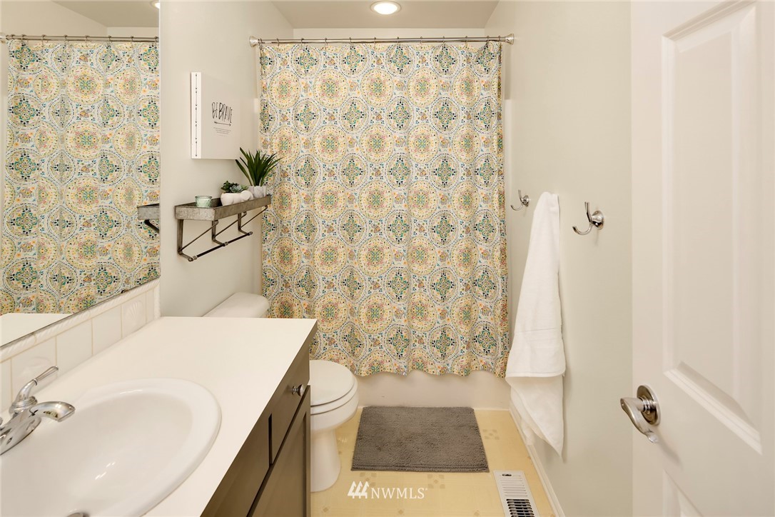 10721 Vernon Road Lake Stevens, WA 98258 - Photo 16 of 31 Gallery Image 16