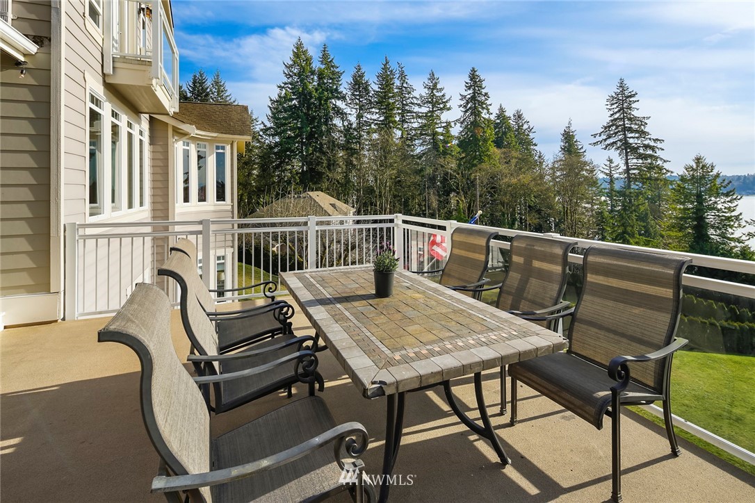 10721 Vernon Road Lake Stevens, WA 98258 - Photo 6 of 31 Gallery Image 6