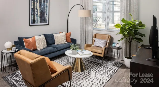 $1,851 | 8424 North Tryon Street, Unit B3, Charlotte, NC 28262