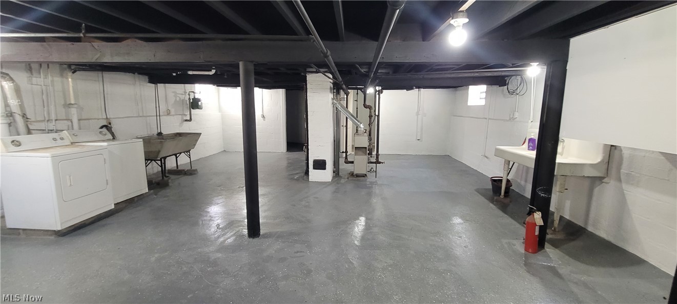 3317 Ralph Avenue Cleveland, OH 44109 - Photo 19 of 24 Gallery Image 19