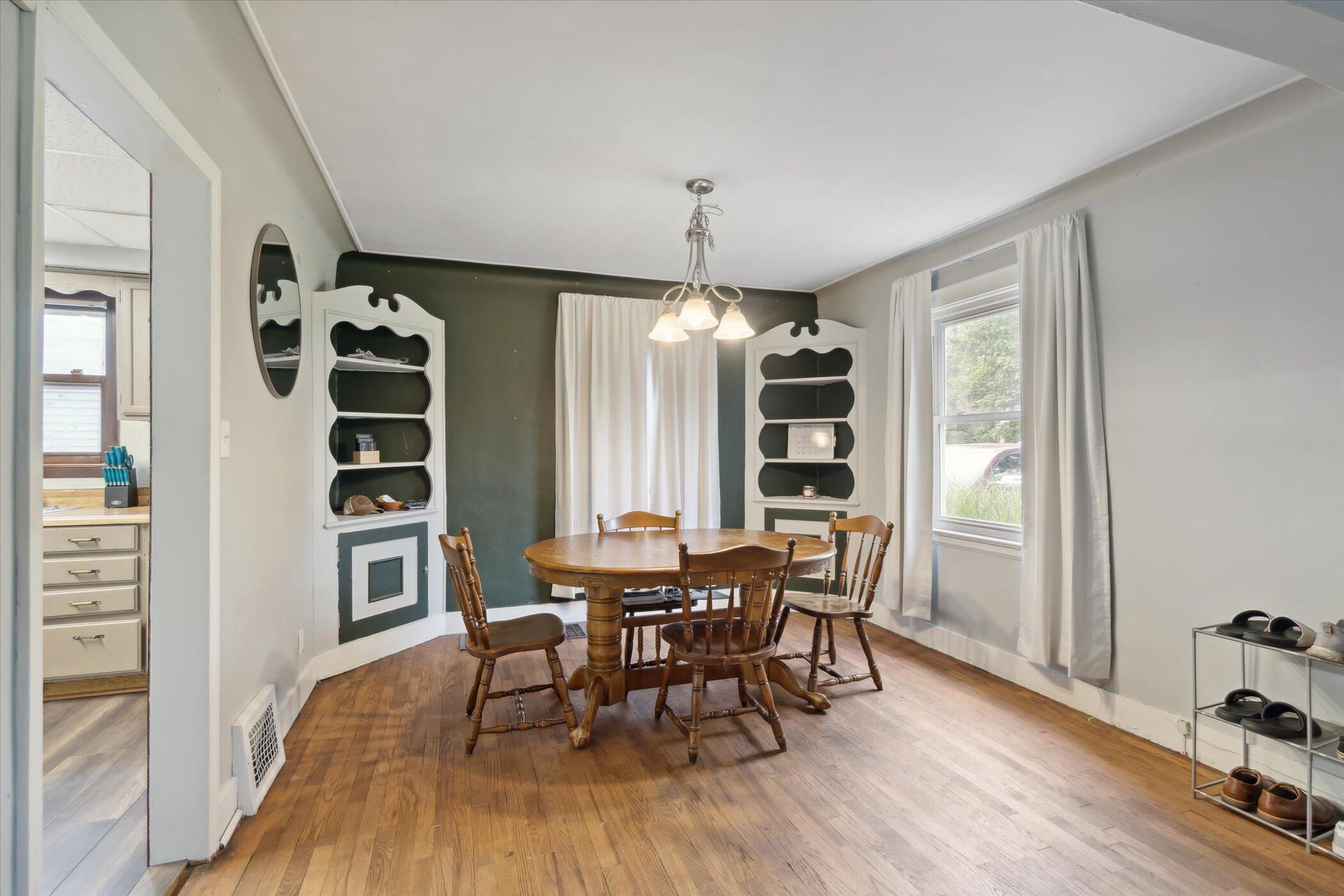 3039 Overhill Road Jackson, MI 49203 - Photo 14 of 37 14-3039-Overhill-Rd-Jackson-MI-49203-Win