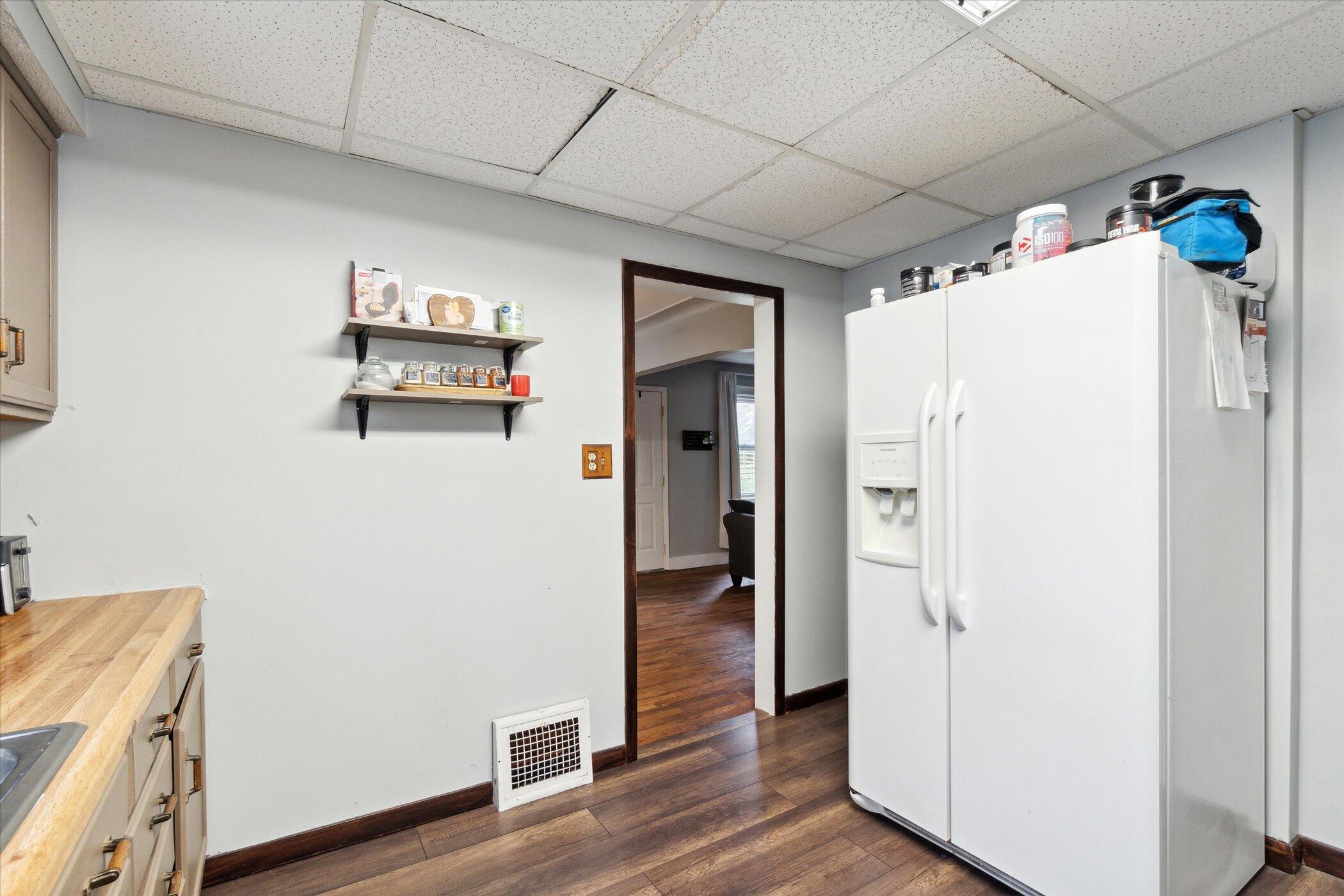 3039 Overhill Road Jackson, MI 49203 - Photo 17 of 37 17-3039-Overhill-Rd-Jackson-MI-49203-Win