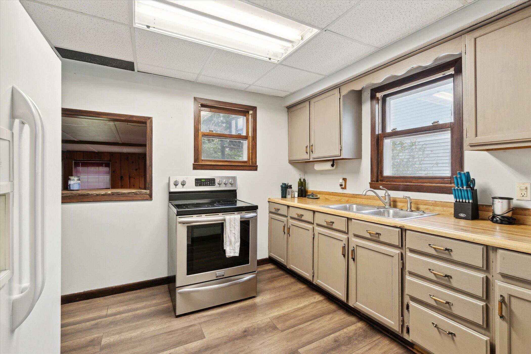 3039 Overhill Road Jackson, MI 49203 - Photo 19 of 37 19-3039-Overhill-Rd-Jackson-MI-49203-Win