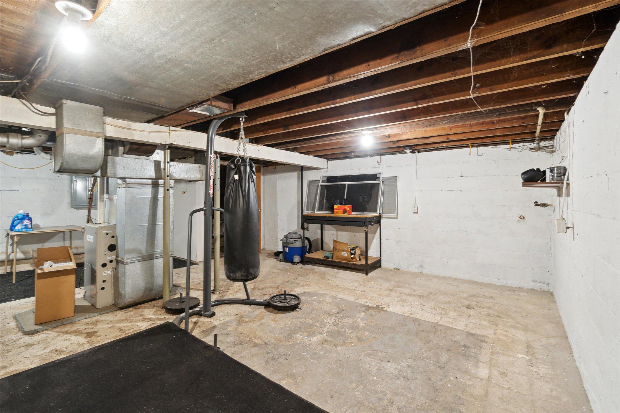 3039 Overhill Road Jackson, MI 49203 - Photo 33 of 37 36-3039-Overhill-Rd-Jackson-MI-49203-Win