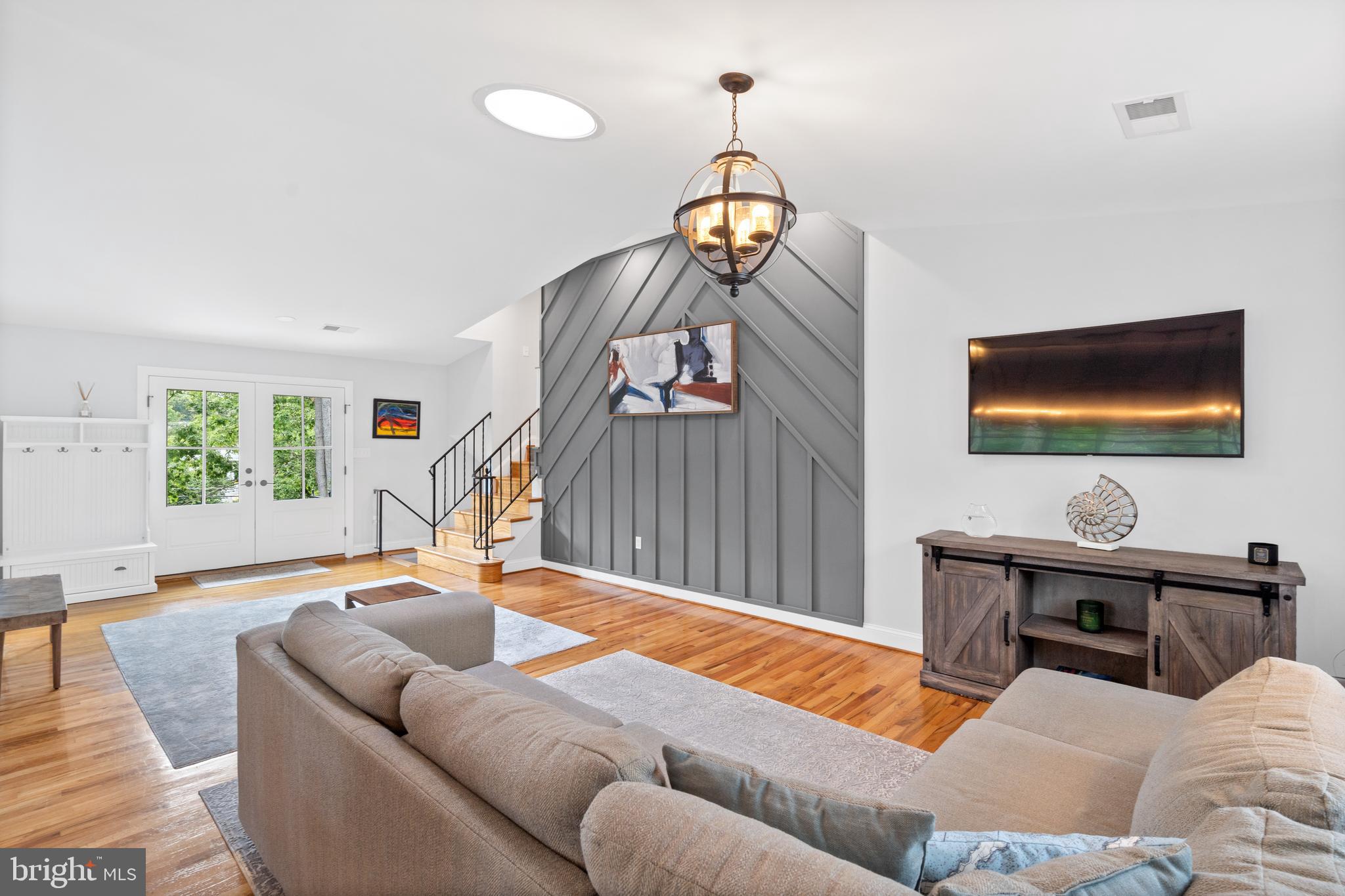 7117 Fort Hunt Road Alexandria, VA 22307 - Photo 12 of 47 Room for everyone