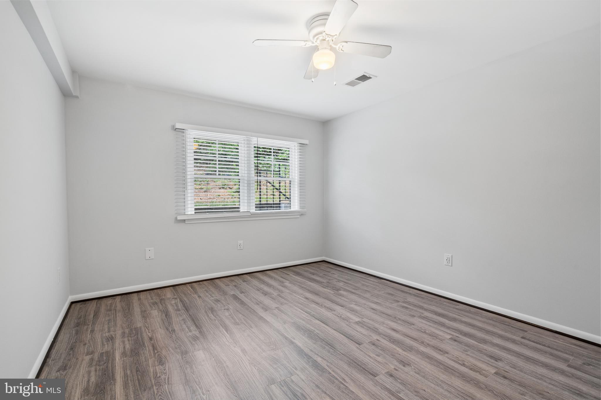 7117 Fort Hunt Road Alexandria, VA 22307 - Photo 32 of 47 4th bedroom